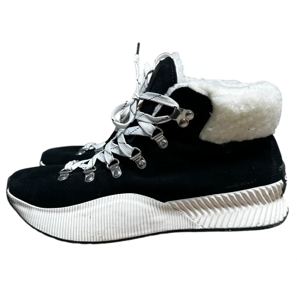 Sorel Out N About III Conquest Boot Black White Snow Winter Lace Up Size 10.5